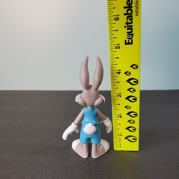 2021 Moose Toys Space Jam: A New Legacy BUGS BUNNY 4.5" Poseable Action Figure - Picture 6 of 8